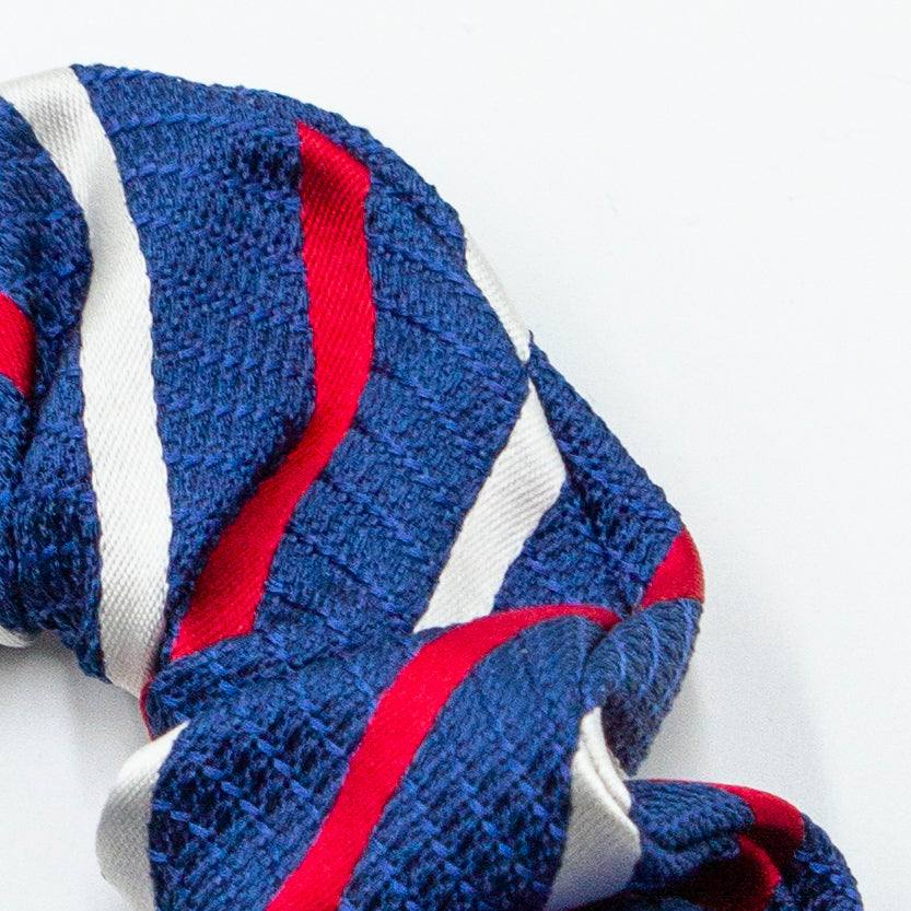 Scrunchie Olav Striking