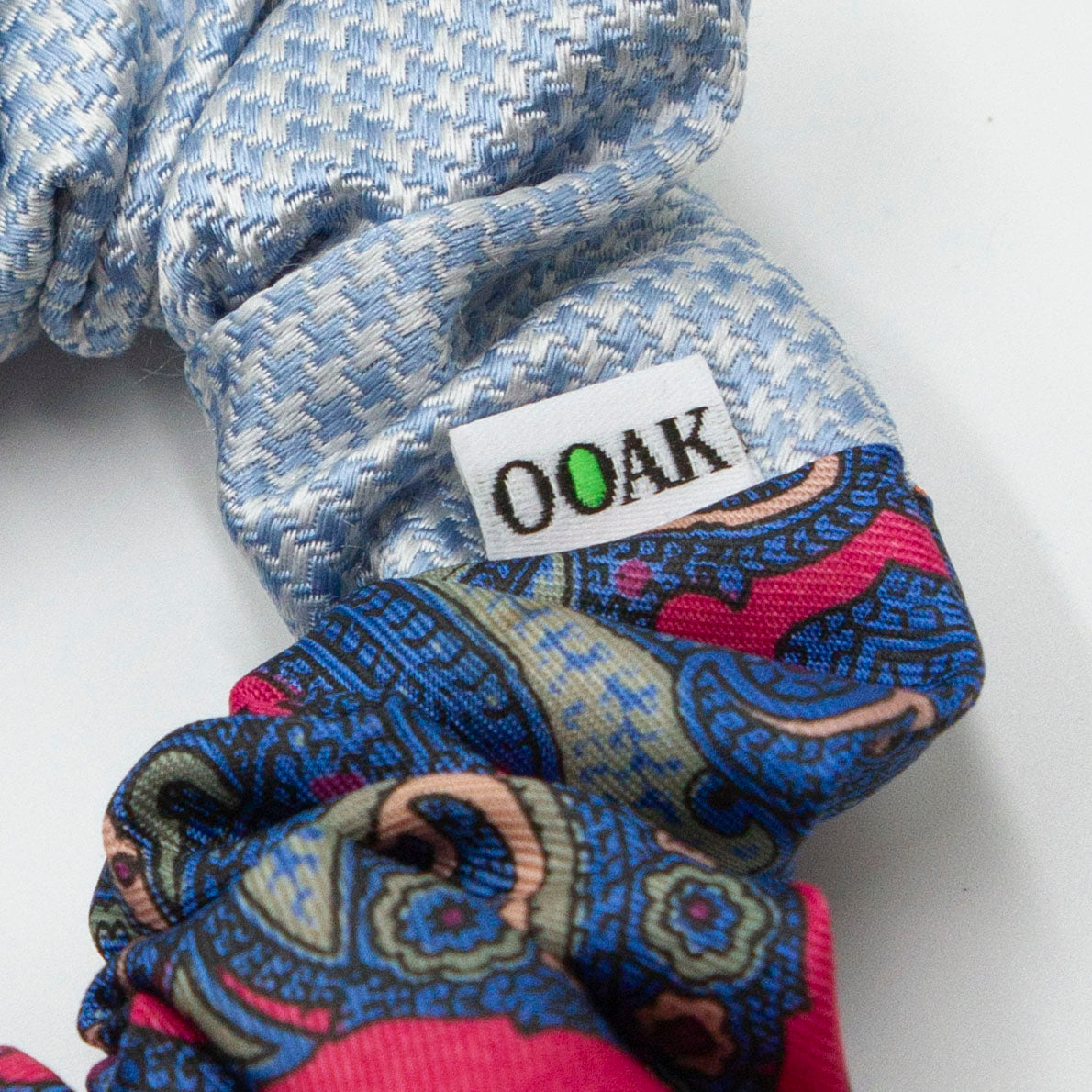 Colorblock scrunchie Peet Pink