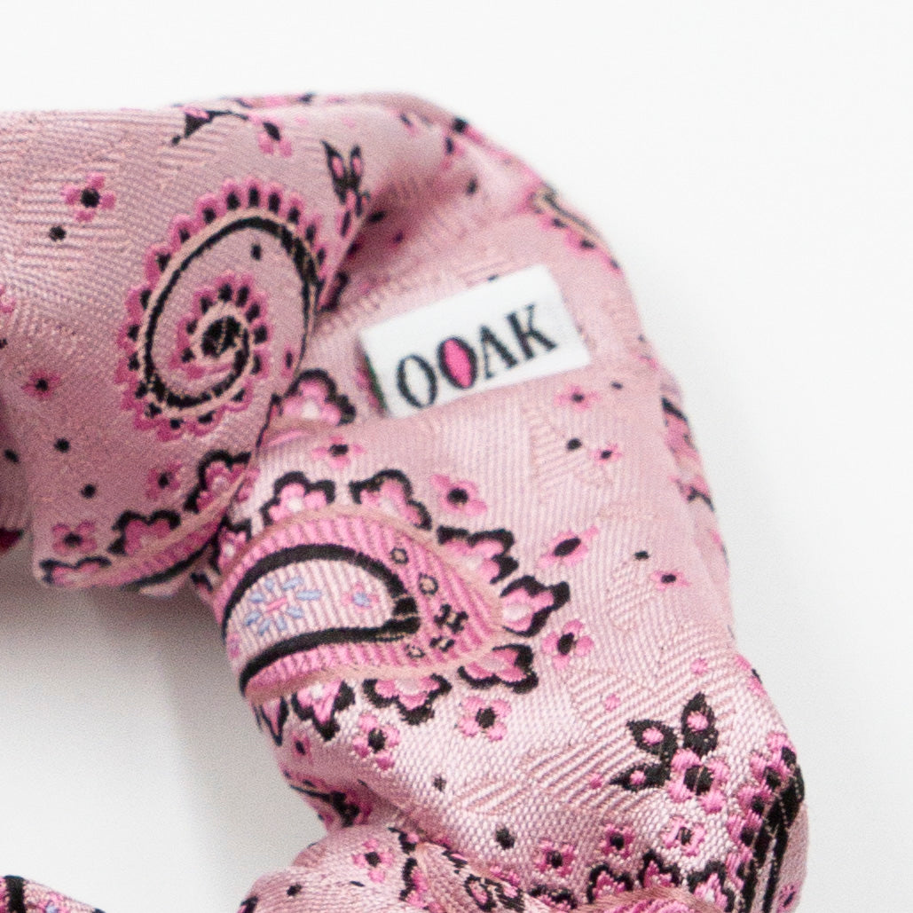 Scrunchie Ziggy Candy Cane