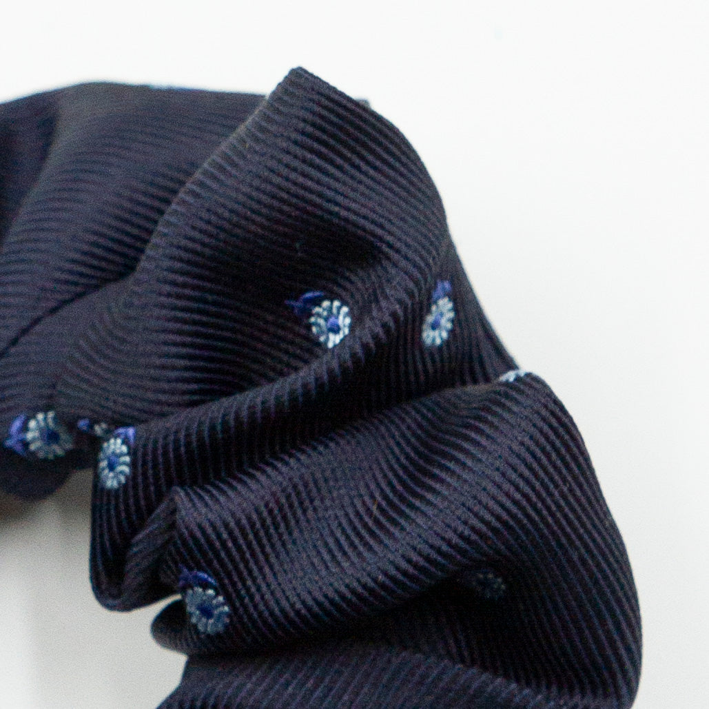 Scrunchie Ziggy Candy Cane