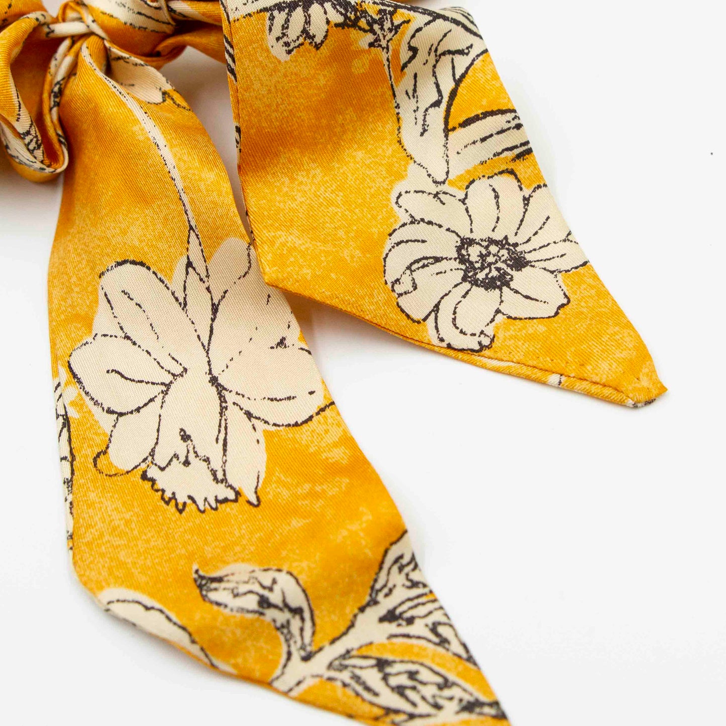 Scrunchie with ribbon Happy Victorius