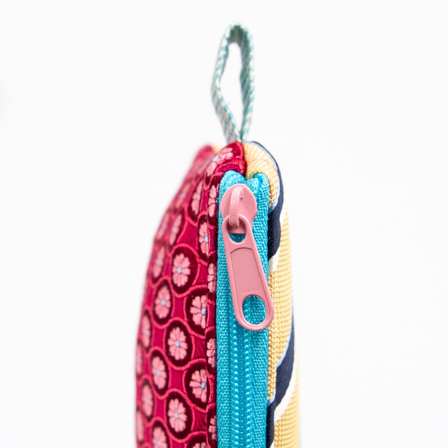 Pat Patchwork – Zippered Wallet