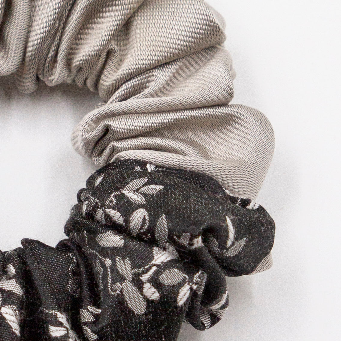 Colorblock scrunchie 105