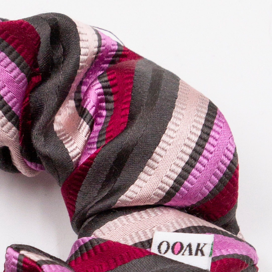 Scrunchie Ziggy Candy Cane
