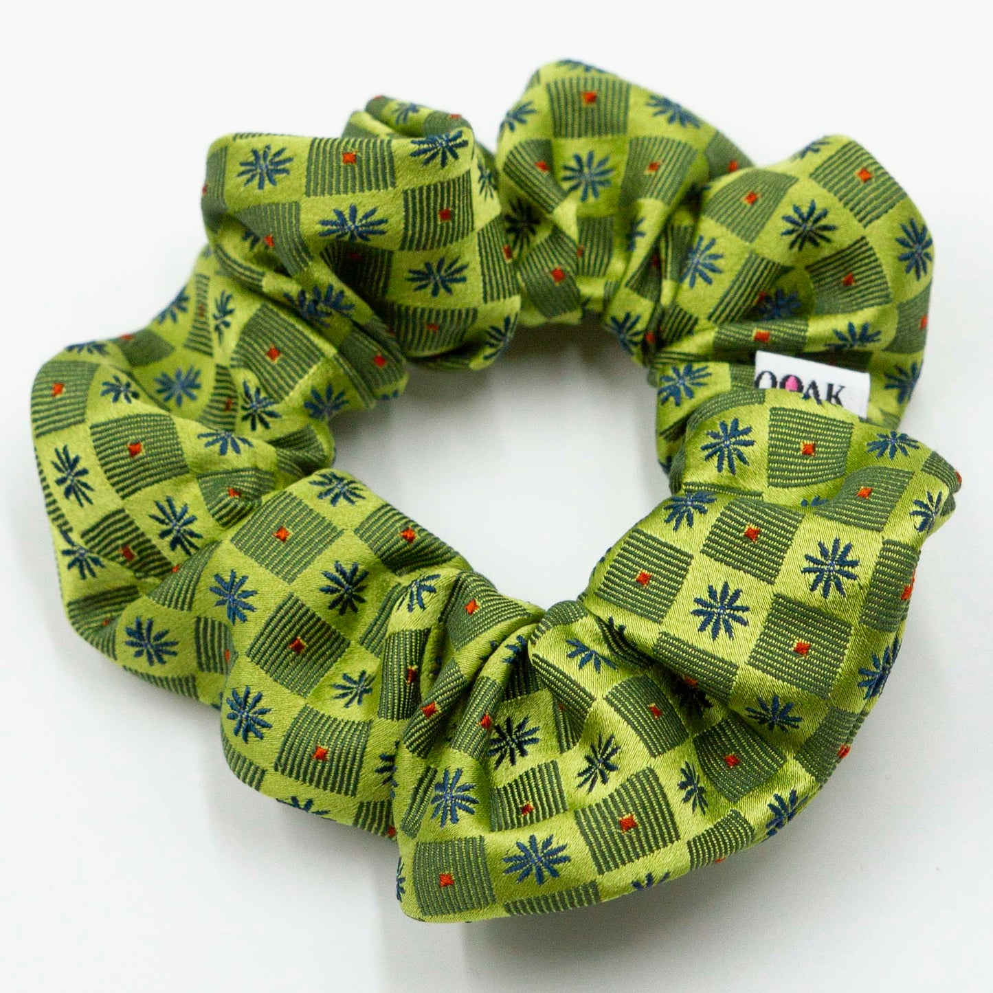 Scrunchie Ziggy Candy Cane