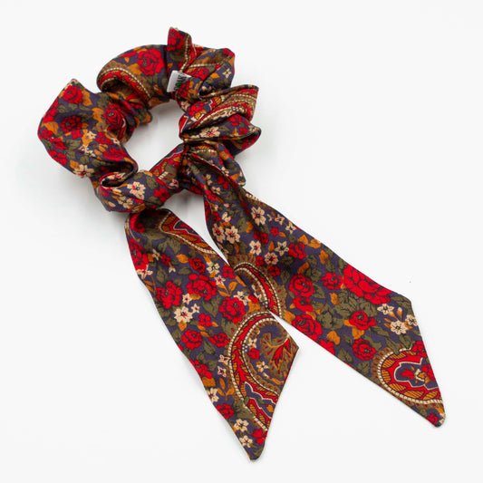 Scrunchie with ribbon Happy Victorius