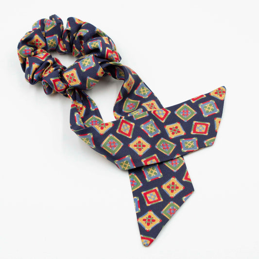 Scrunchie with ribbon Happy Victorius