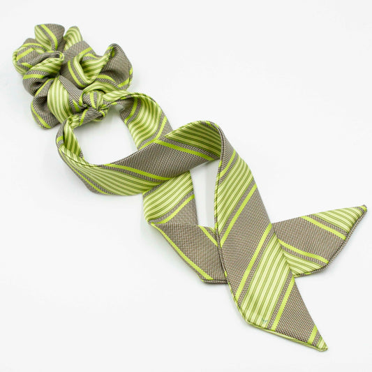 Scrunchie with ribbon Happy Victorius