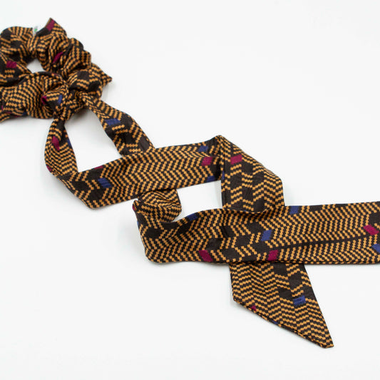 Scrunchie with ribbon Happy Victorius