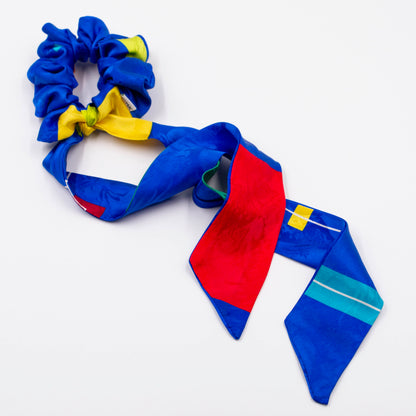 Scrunchie with ribbon Happy Victorius