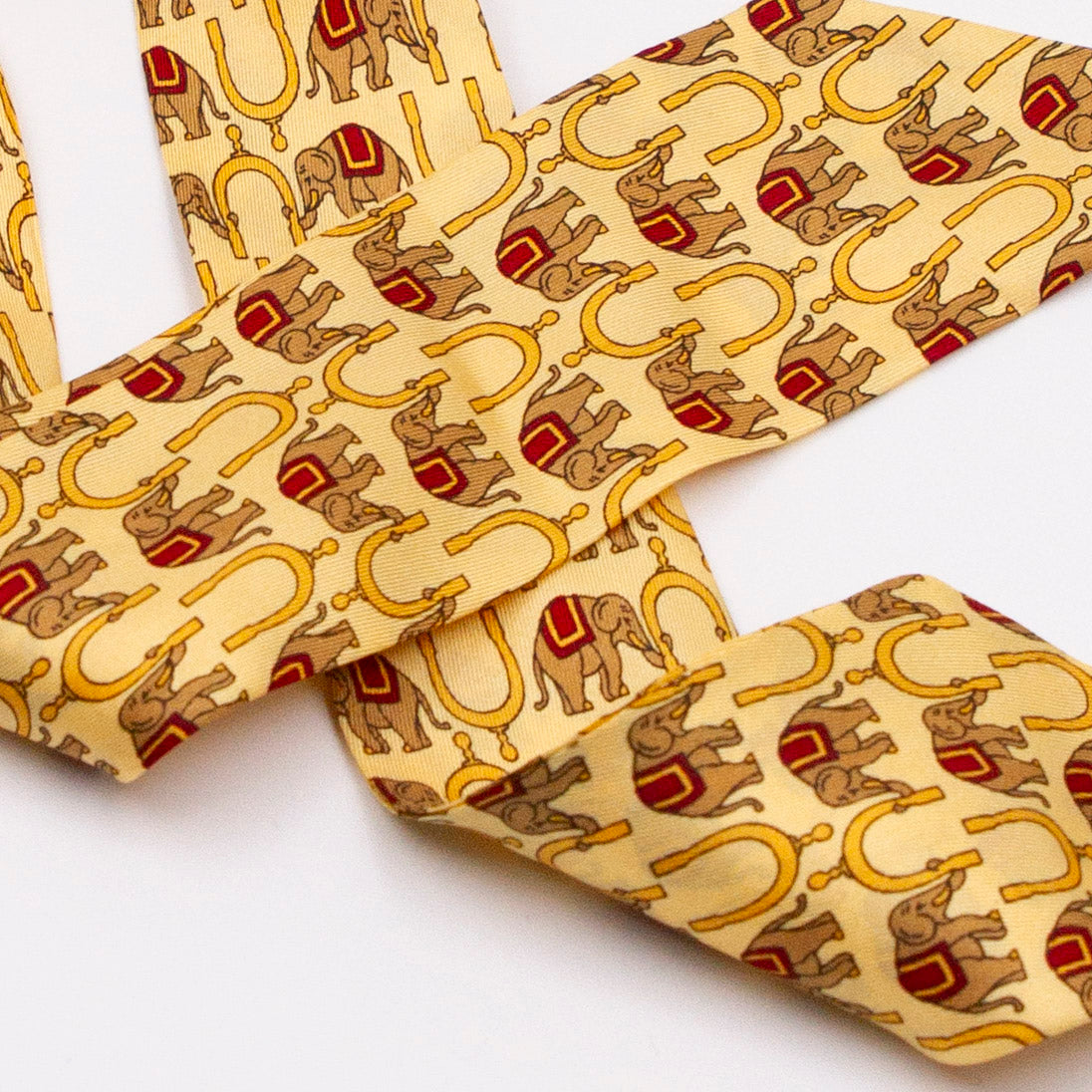 Scrunchie with ribbon Happy Victorius