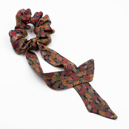 Scrunchie with ribbon Happy Victorius