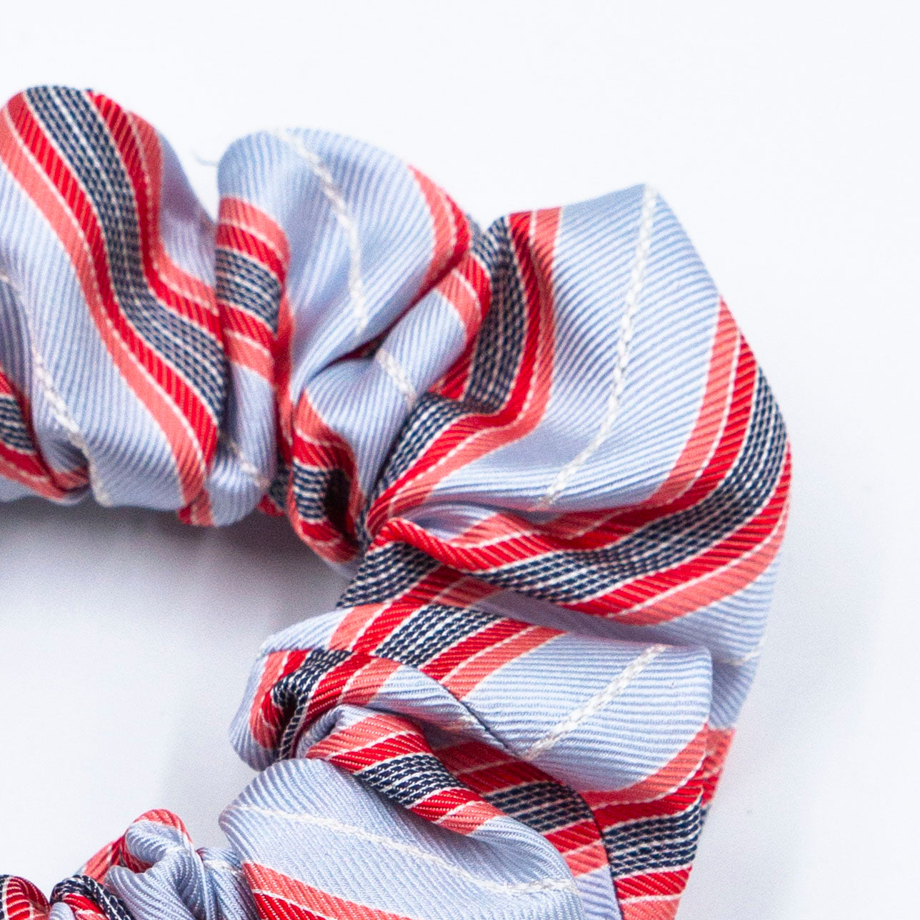 Scrunchie Ziggy Candy Cane