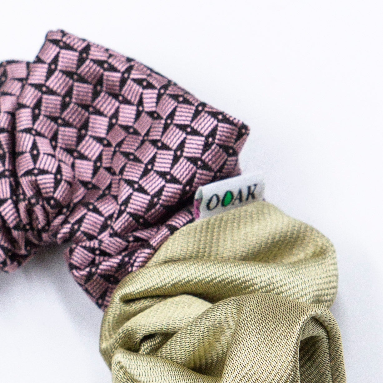Colorblock scrunchie Disco Donny