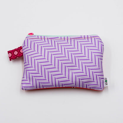 Pat Patchwork – Zippered Wallet