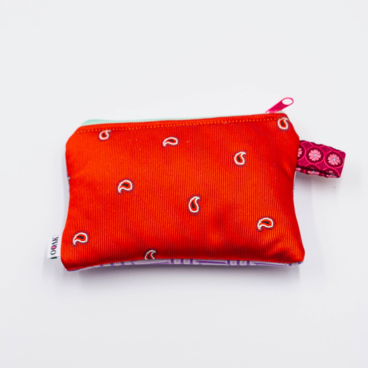Pat Patchwork – Zippered Wallet
