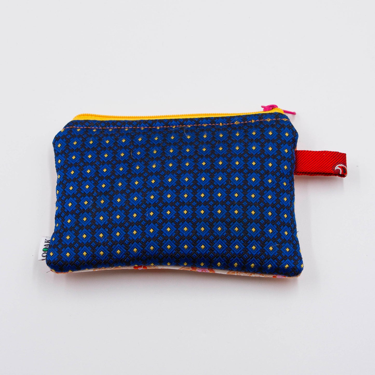 Pat Patchwork – Zippered Wallet