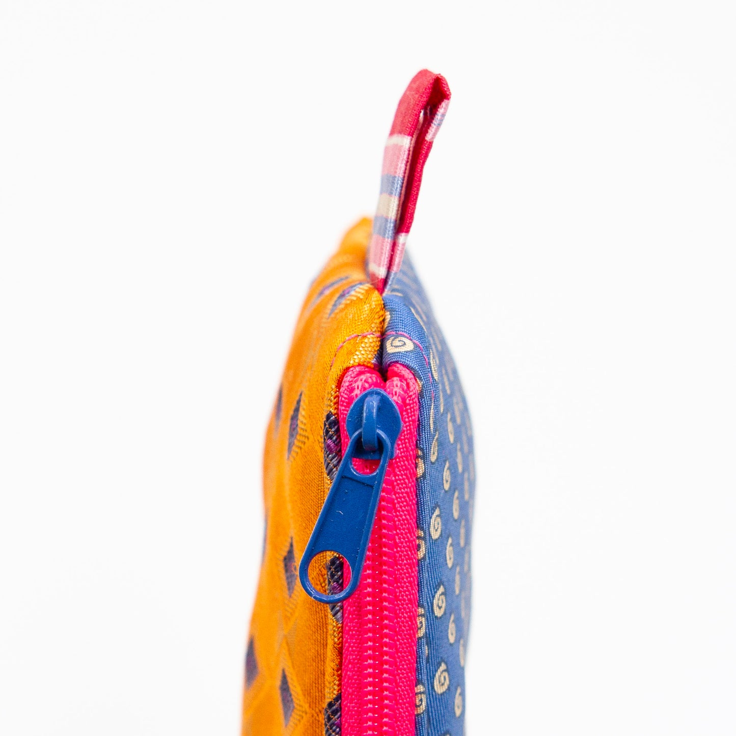Pat Patchwork – Zippered Wallet