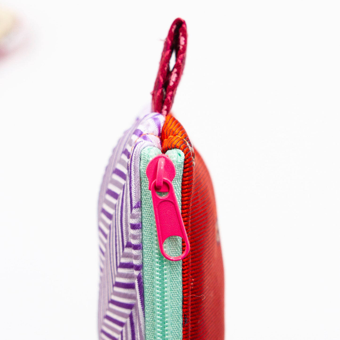 Pat Patchwork – Zippered Wallet