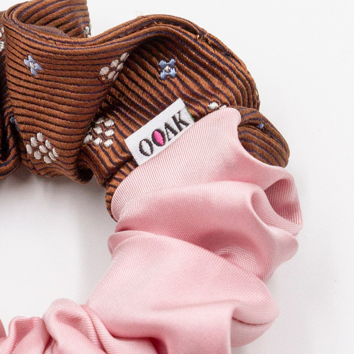 Colorblock scrunchie 126