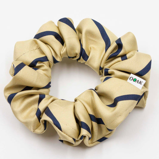 Scrunchie Ziggy Candy Cane